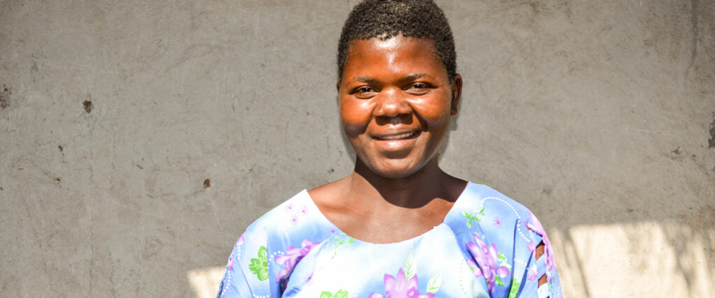 Lynes Chimeto från Malawi bor i nära flyktinglägret Dzaleka i Malawi. Foto: Samuel Chibaya, IM Södra Afrika 2017.