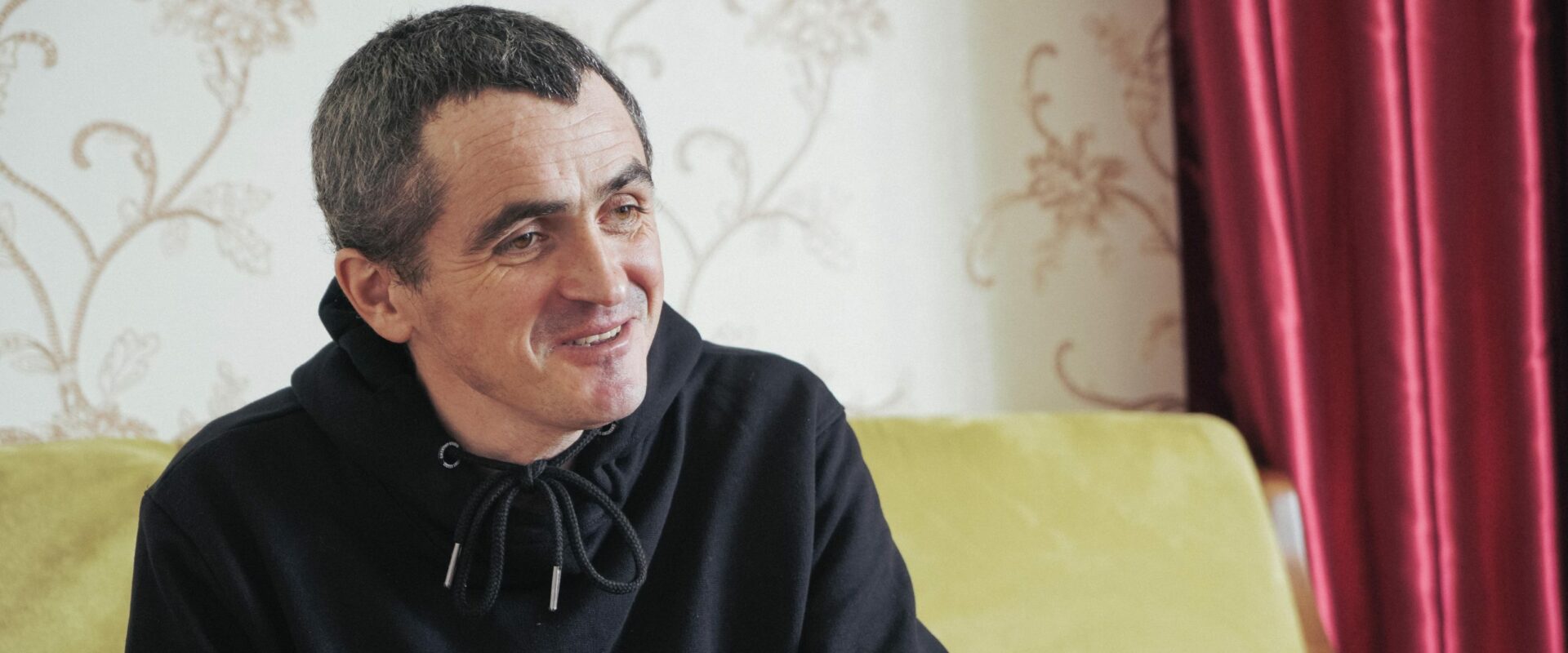 Porträtt av Constantin i soffa